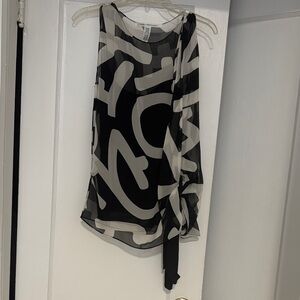 Diane Von Furstenberg Black and Gray Abstract Silk Blouse